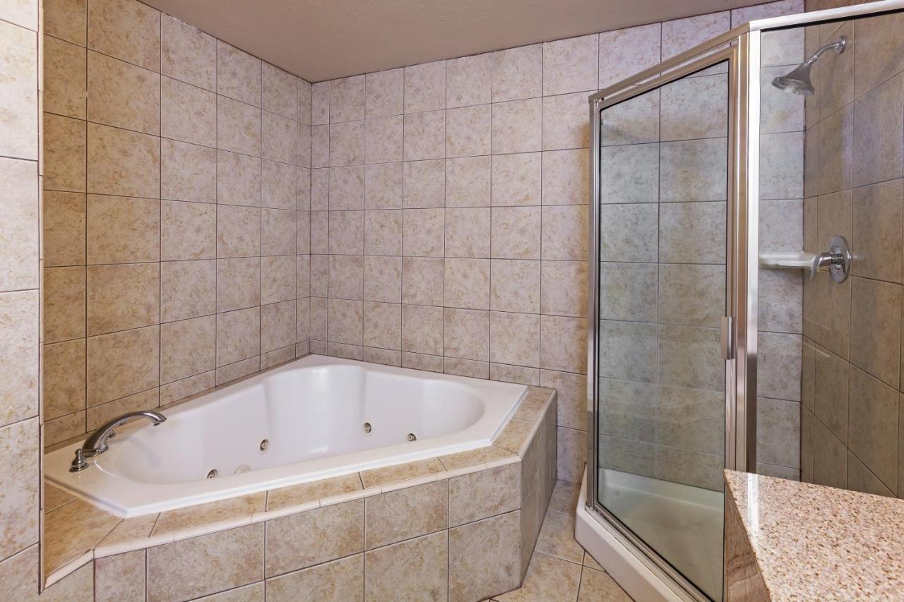 Holiday Inn Express & Suites - Pharr By Ihg Экстерьер фото